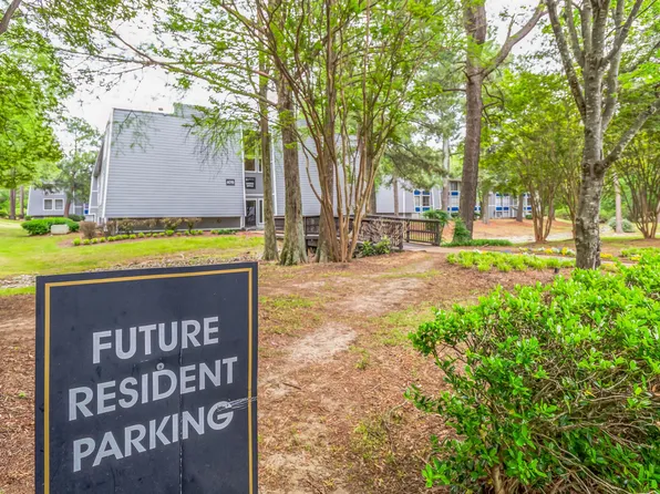 Summer Trace Apartments