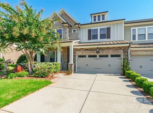 1216 Greenbridge Dr, Matthews, NC 28105