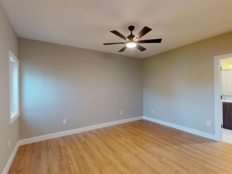 110 Josephs Point — Photo 40