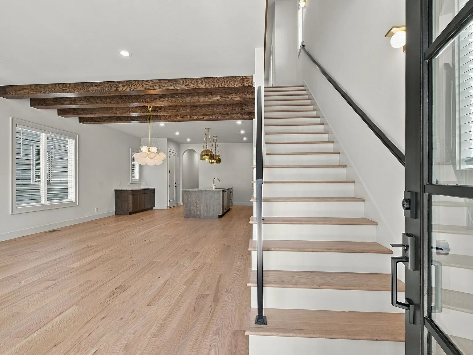 4 bed, 3.5 bath, 2473 sqft, $4,850 — Photo 3