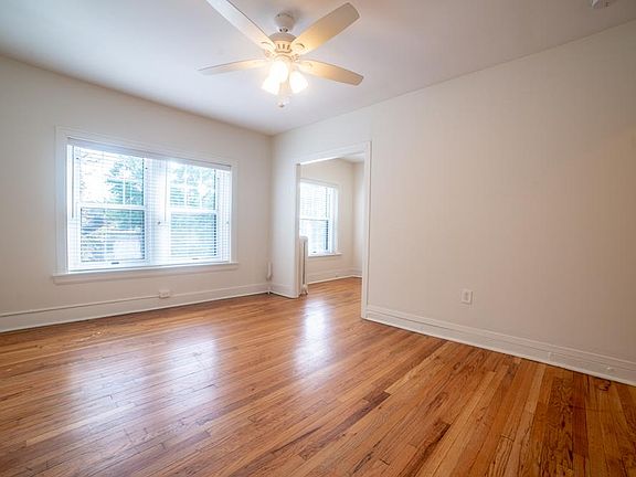 4th image of 4201 Locust St #4
