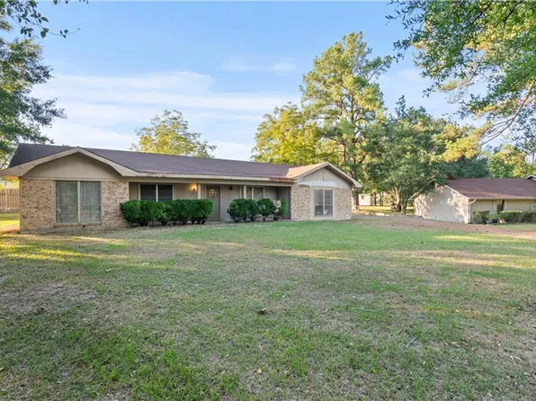 120 Nine Oaks Ln, Pineville, LA 71360