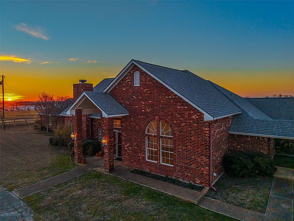 5th image of 1041 Clarence Rd