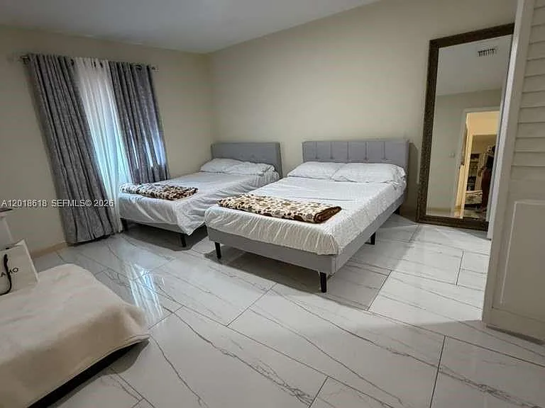 5740 SW 57th Way — Photo 8