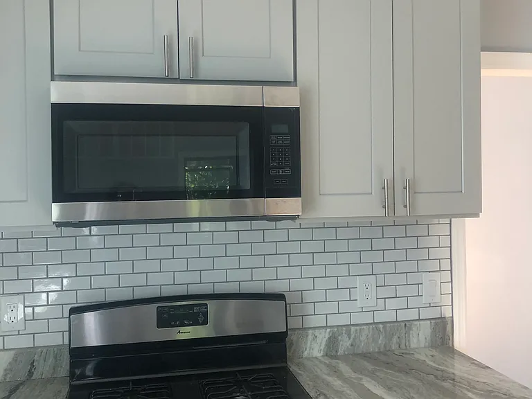 486 N Maple Ave #1 — Photo 3