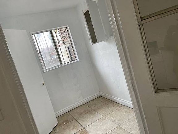 2nd image of 25891 Byron St