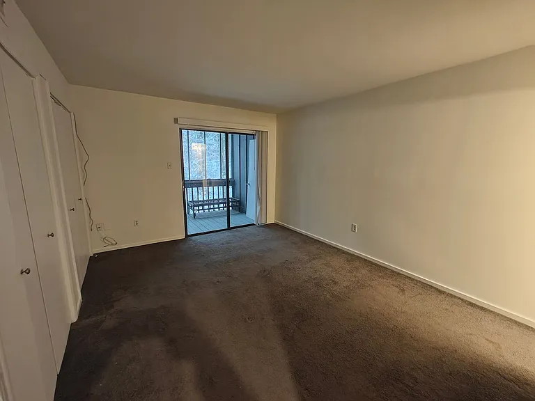 10224 Iron Mill Rd — Photo 13
