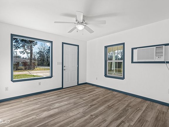 4th image of 10390 Kirk Ln