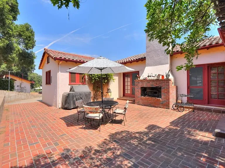 20861 Almaden Rd #20861 — Photo 16