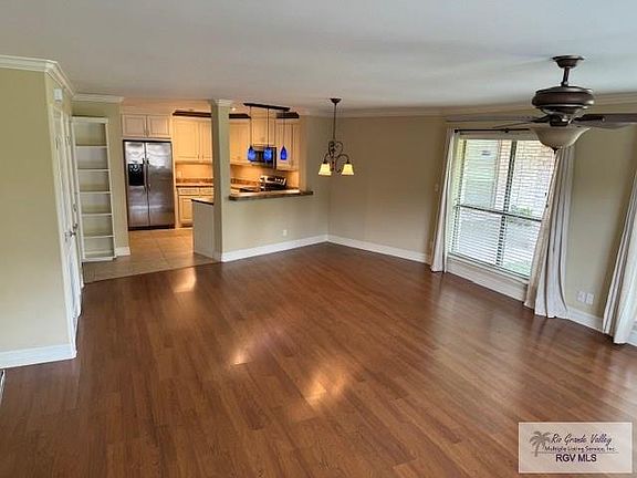 5th image of 4501 Carmen Ave #1