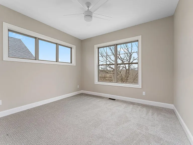 59 Sanctuary Dr — Photo 11