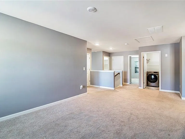 1083 Shadow Glen Dr — Photo 20