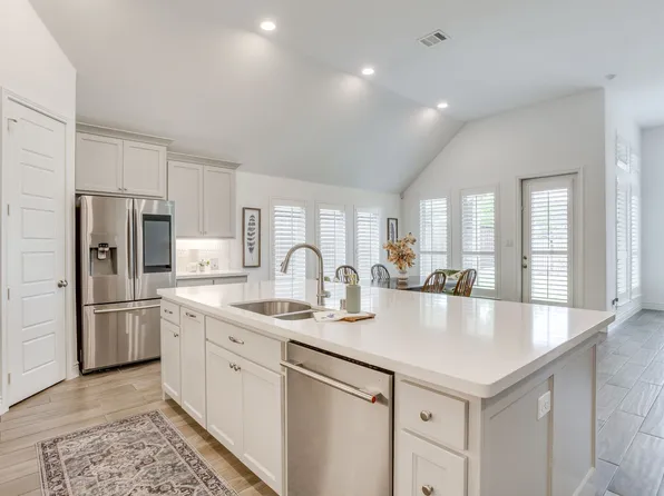 5705 Pope Creek Rd, Fort Worth, TX 76126