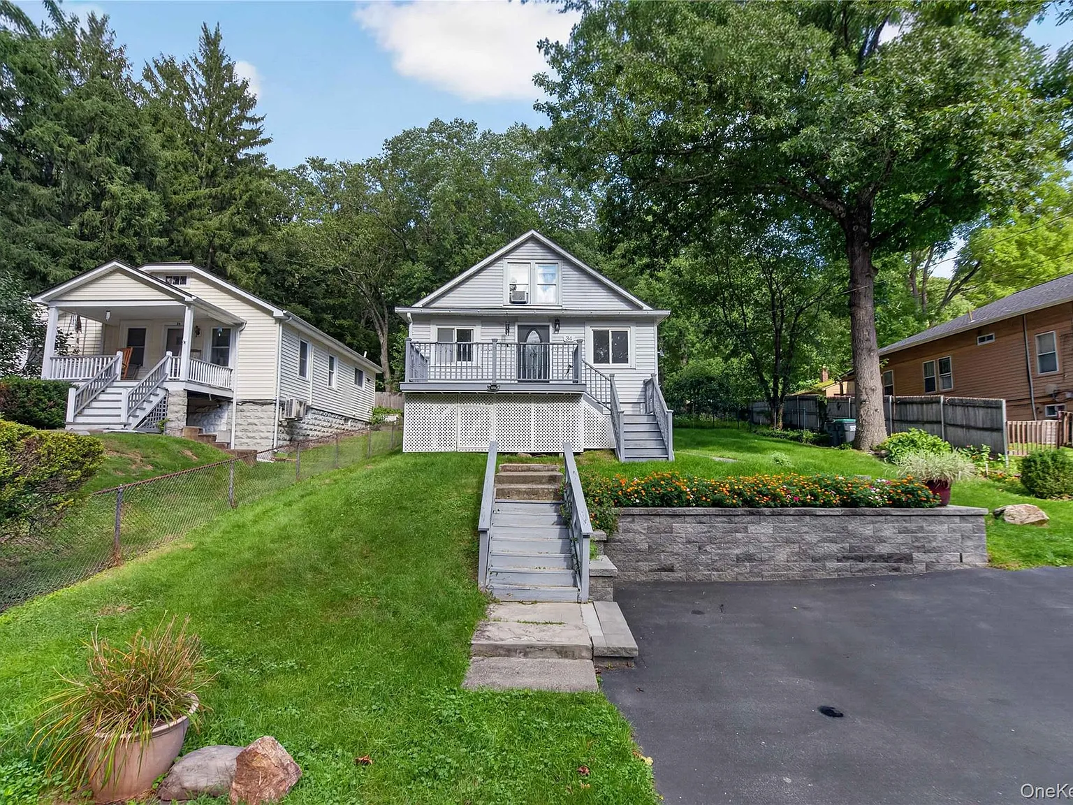 2 bed, 1.0 bath, 1000 sqft, $2,500 — Photo 2