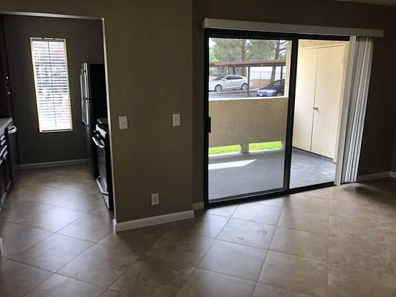 2nd image of 2554 Olive Dr APT 33