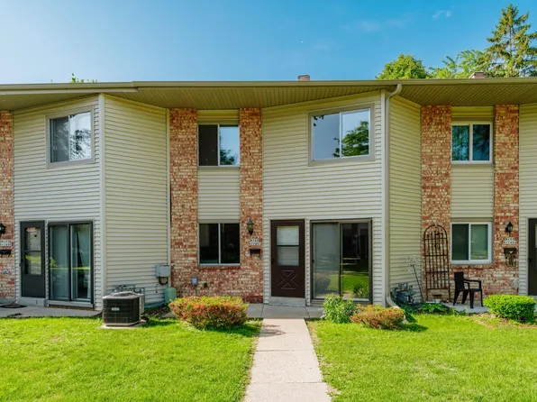 W169N11492 Biscayne DRIVE, Germantown, WI 53022