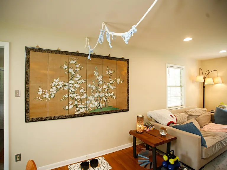 7220 Amherst Dr — Photo 4