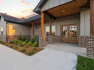 1510 S Shore Dr, Bonham, TX 75418