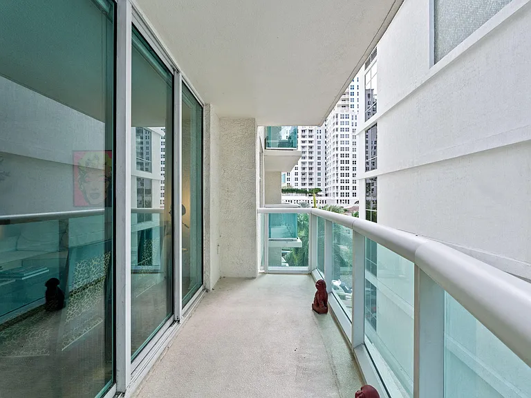 347 N New River Dr E #606 — Photo 19