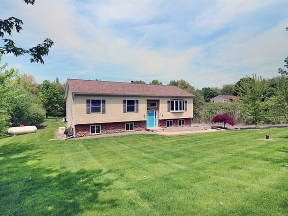 2nd image of 12 Penny Ln