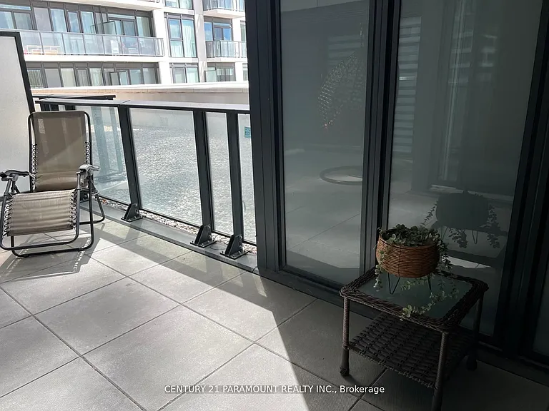 9000 Jane St #220 — Photo 5