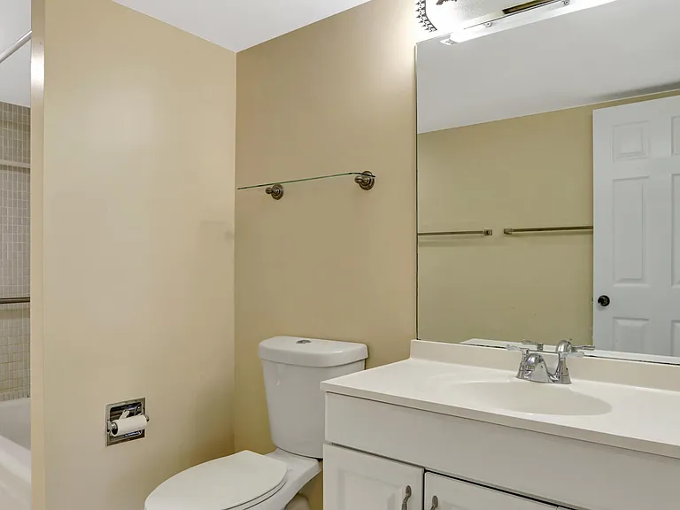 3 Royal Palm Way #403 — Photo 24