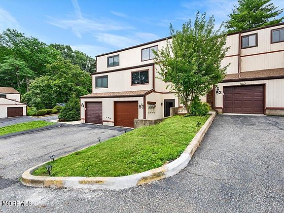 3rd image of 53 Ellen Heath Drive #53