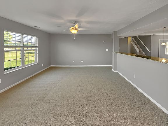 3rd image of 743 Geronimo Dr