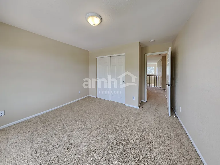 1556 S Catawba Cir — Photo 18