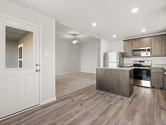 7th image of this home