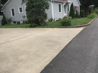 238 W Poplar St, Elizabethtown, KY