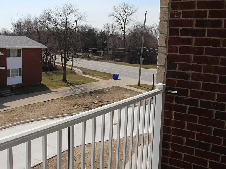 33630 Utica Rd #204 — Photo 7