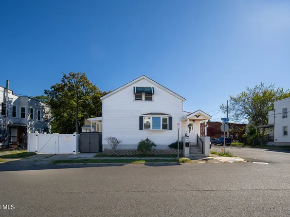 65 Park Avenue, Cohoes, NY 12047