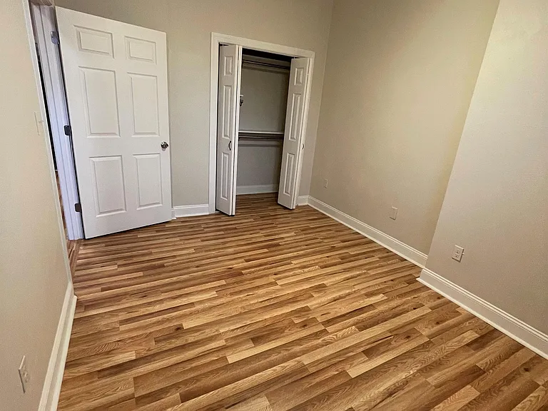4028 Liberty Ave #2 — Photo 17