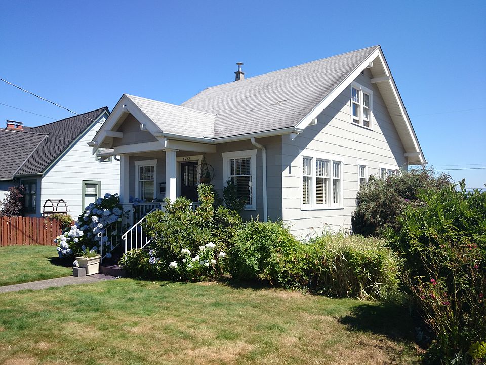 2nd image of 3622 35th Ave SW
