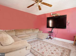 828 High St, Norristown, PA 19401