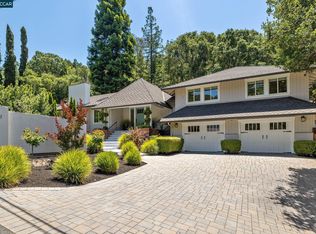 21 Moraga Via, Orinda, CA 94563