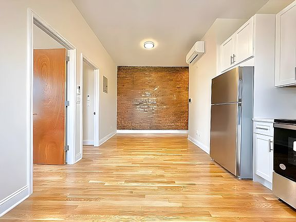 3rd image of 733 Church Ave #2F