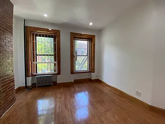 Rented by Best Apartments North Inc