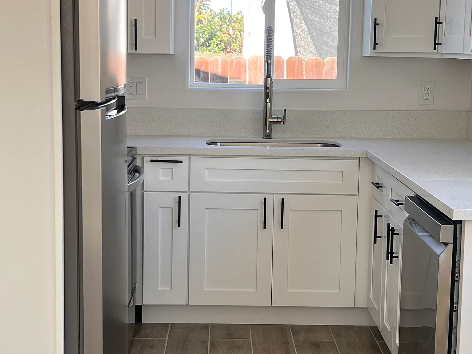 2 bed, 614 sqft, $2,500 — Photo 2