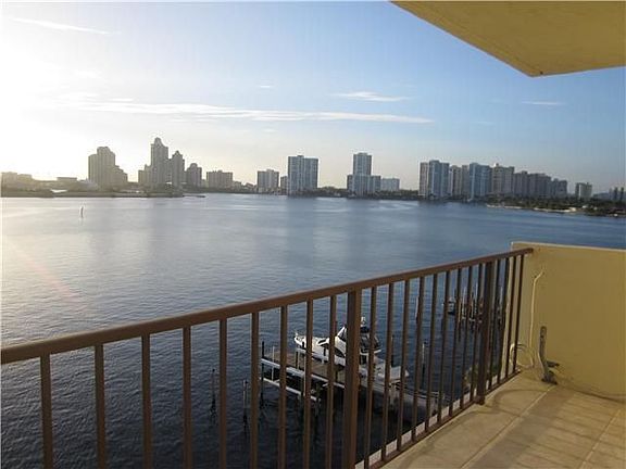 Bay House Tower #606 - Photo 4