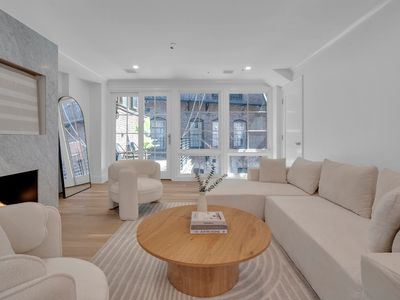 71 W Cedar St #4, Boston, MA, 02114