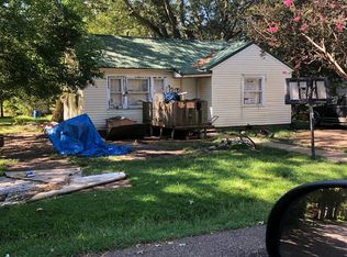202 King St, Batesville, MS 38606