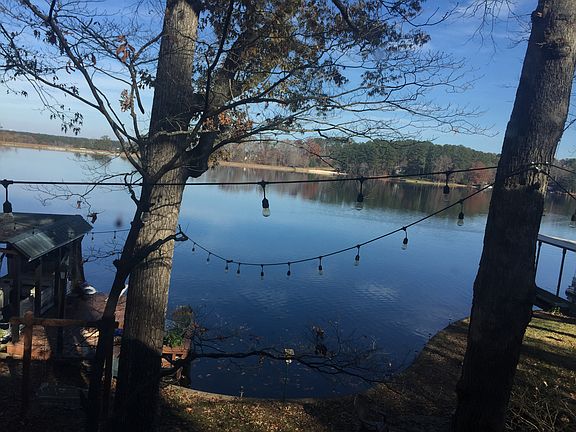 5th image of 14 Lakeshore Dr