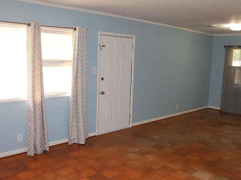 5608 Morlee Dr S — Photo 2