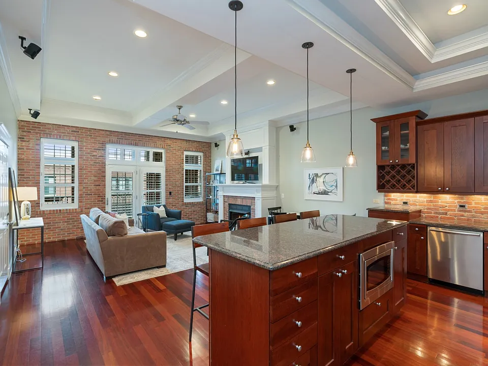 Kitchen/Living