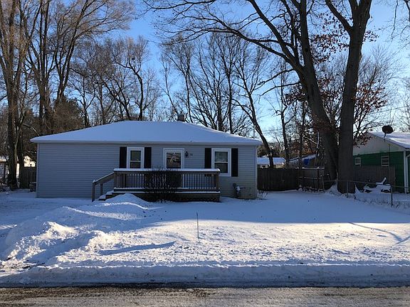 2nd image of 461 Marie Ave
