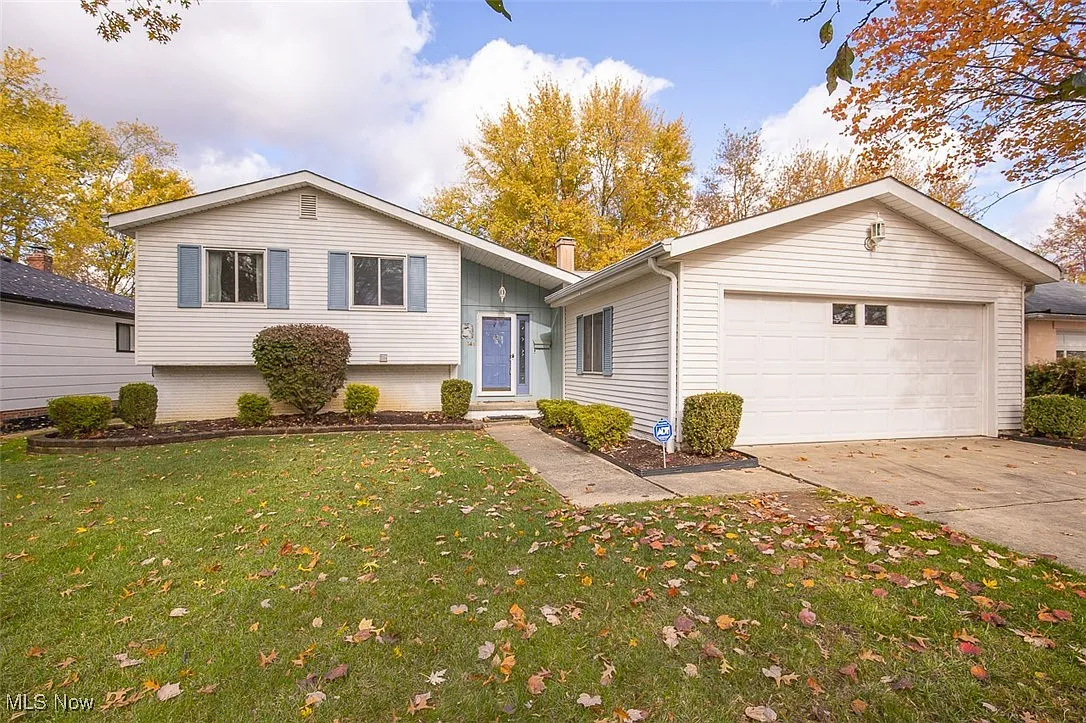 148 Meadow Cir photo 1
