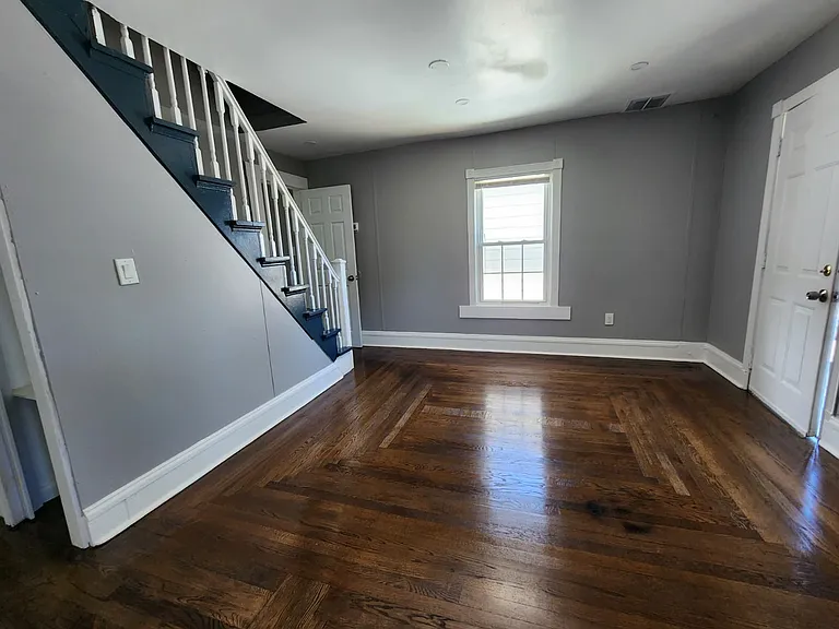 30 Bright St #22 — Photo 3