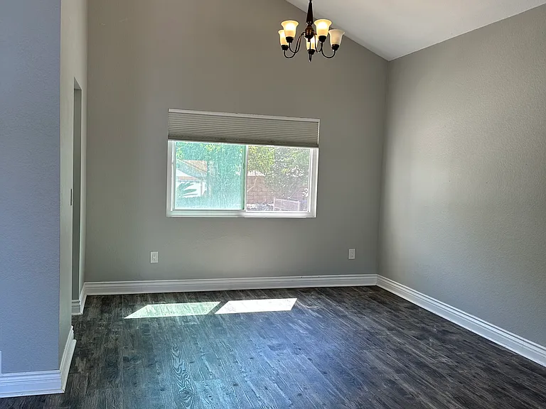 12735 La Tortola — Photo 4